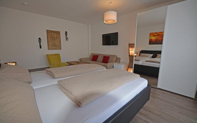 Pension Sonneneck - rooms & suites