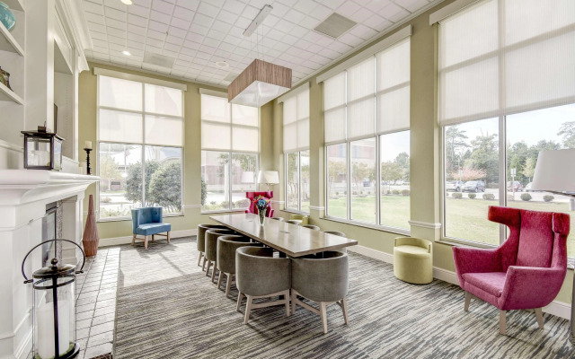 Hilton Garden Inn Waldorf