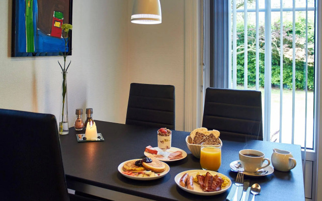 Noeraa Gamle Skole Bed & Breakfast