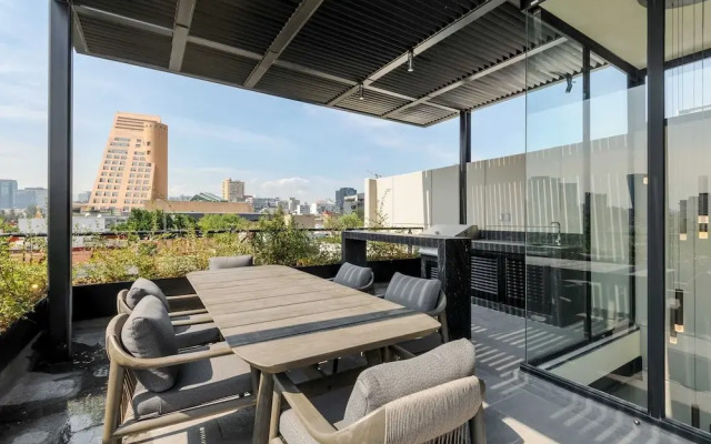 w Prestigious 3BR w Terrace in Polanco