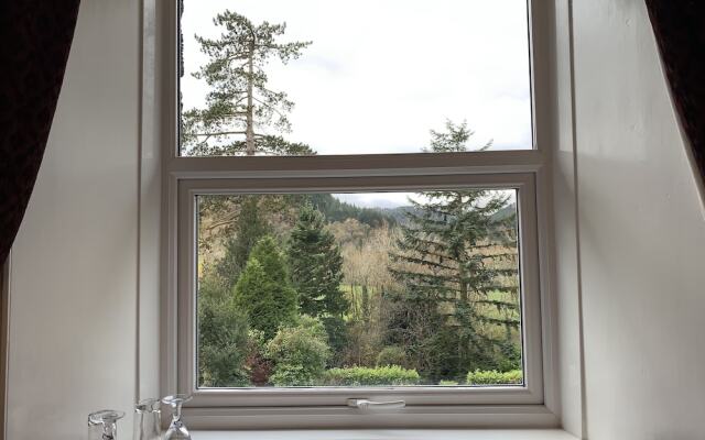 Tyn Y Fron Country House