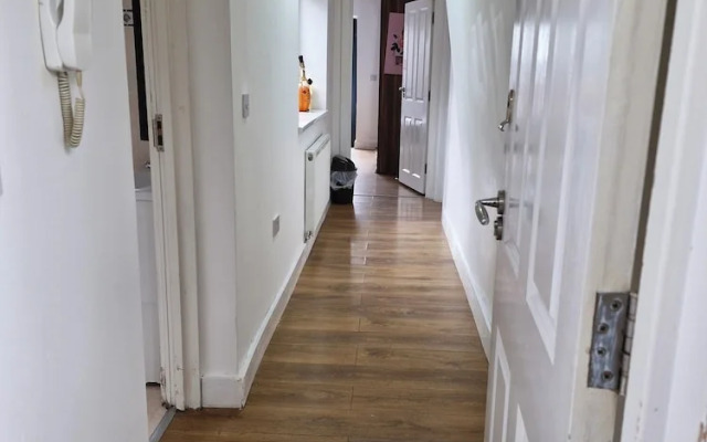 Immaculate 2-bed Apartment in London