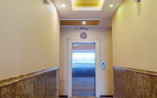 Hongji Business Hotel