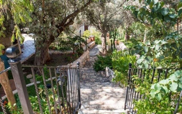 Villa Tastan by Lycia Collections