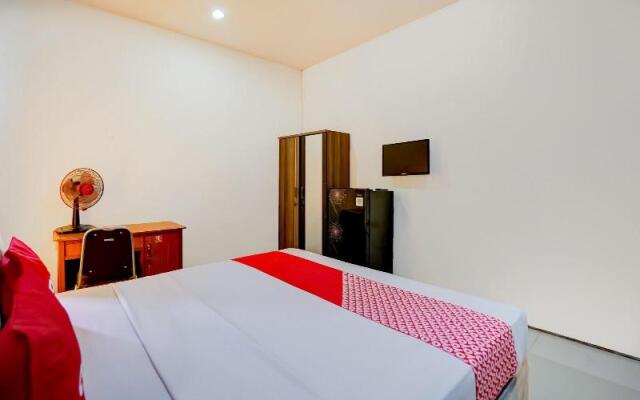 OYO 90935 Rumah Kost Metroliving