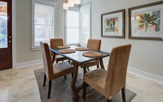 Magnolia Bay 8585