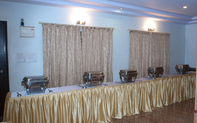 Anand Sagar Inn