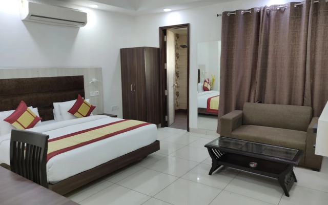 Green Lotus Residency