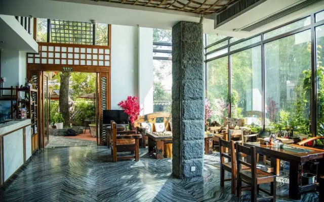Dongfang Tianshe Resort