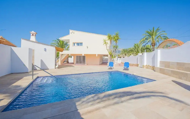 Villa - 3 Bedrooms with Pool and WiFi - 105022