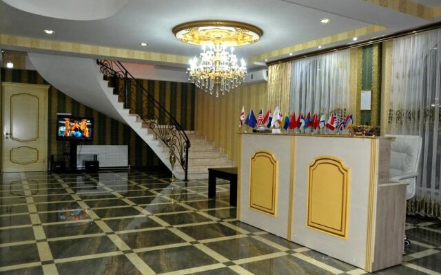 White Palace Hotel