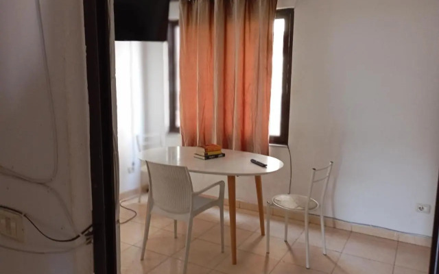 All Stars Hostel In Tirane