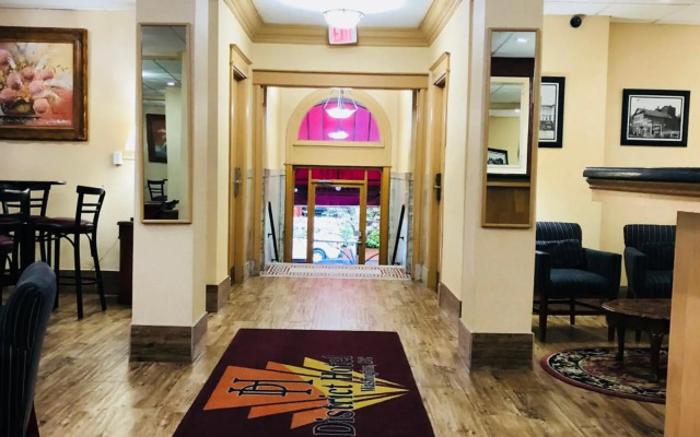 District Hotel