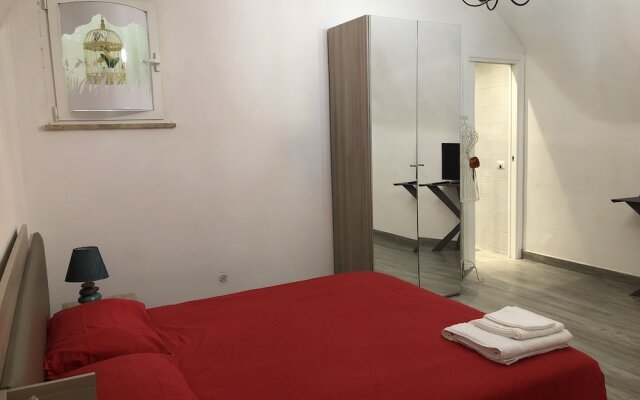 Marilyn's Holiday House