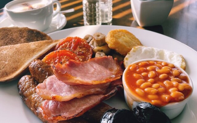 OYO The Croppers Arms