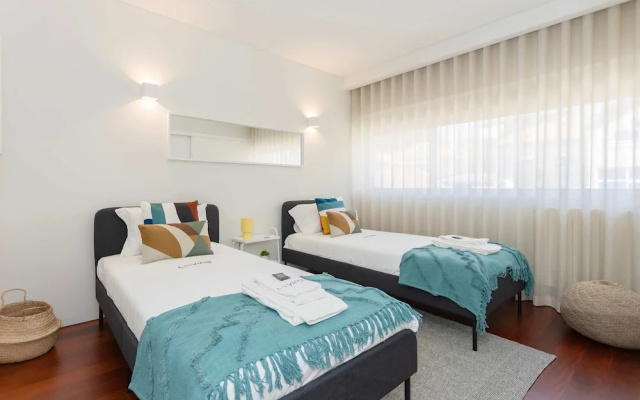 Liiiving in Porto - Foz Seaside Apartment