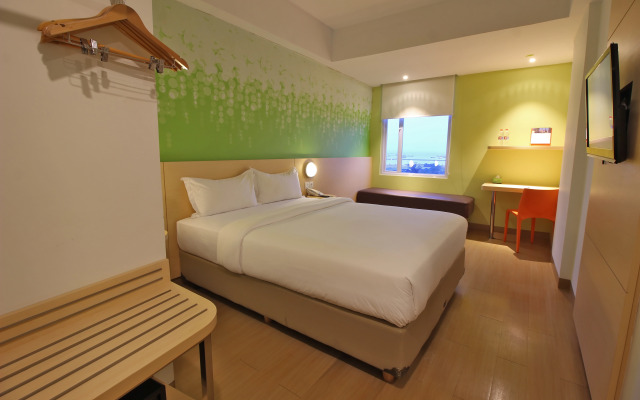 Zest Harbour Bay Batam by Swiss-Belhotel International