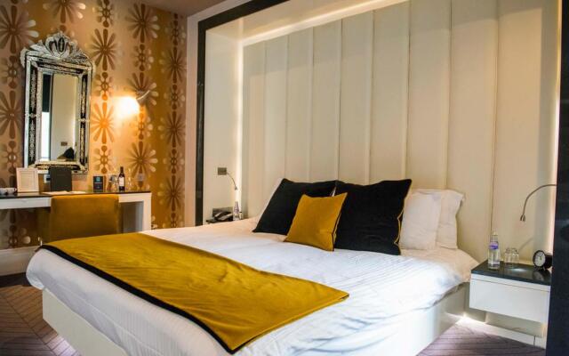 The Rutland Hotel & Apartments