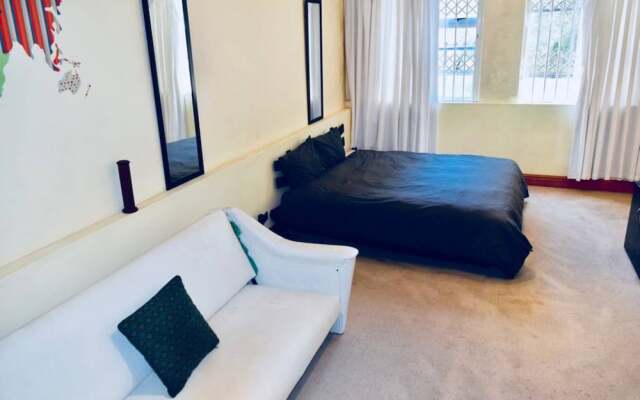 Relaxing 1 Bedroom House In Cape Town