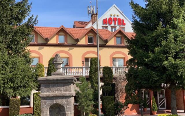 Hotel Nad Pisa