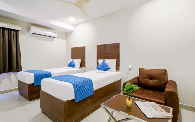 Monday Hotels - Swarna's The Capital