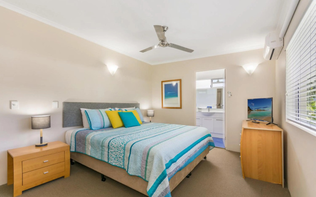 Bali Hai Apartments Noosa – Guest Rooms – Noosa Heads