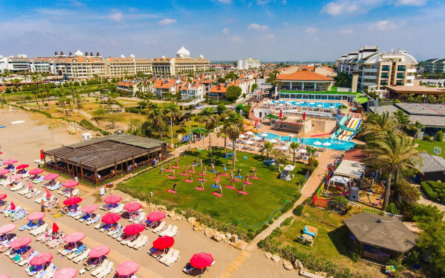 Clover Magic Seagate Belek