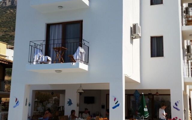 Lavender's Lodge Hotel