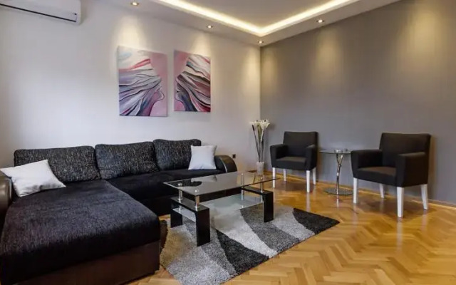 Apartment City Max