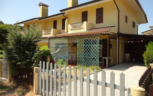 Comfort and Beauty in our Precious Villa for 6