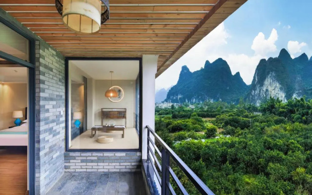 Yangshuo Xingping Island Resort