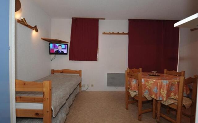 Appartement Les Menuires, 1 pièce, 4 personnes - FR-1-178-41