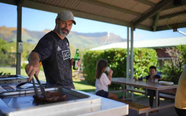 Akaroa Top 10 Holiday Park