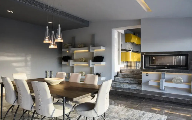 Villa Selenia Gold