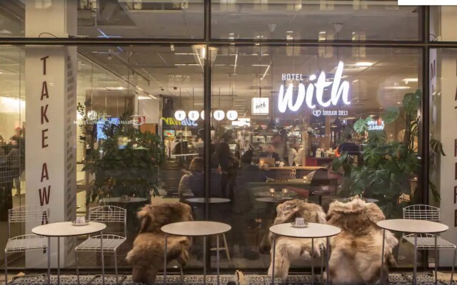 Hotel With Urban Deli