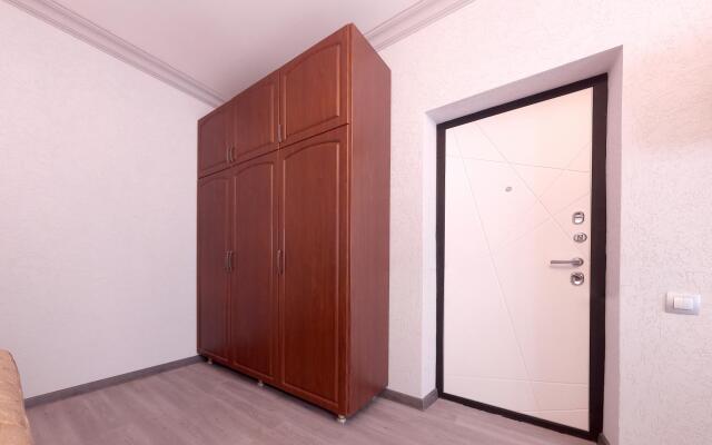 Первый доходный дом (корпус Ракета)