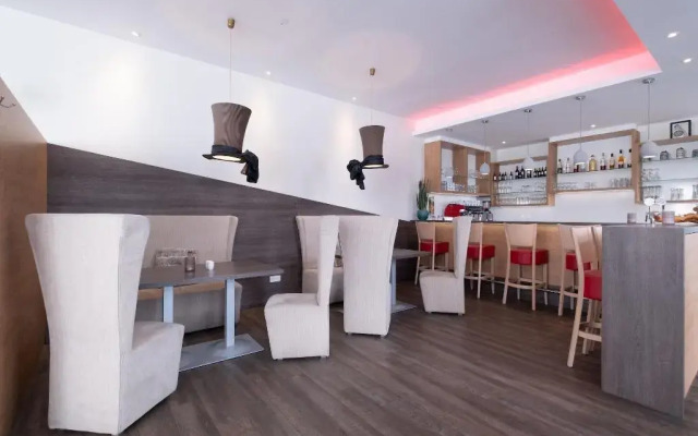 Amaro Hotel