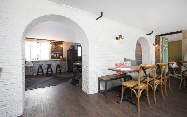 SKYR Guesthouse
