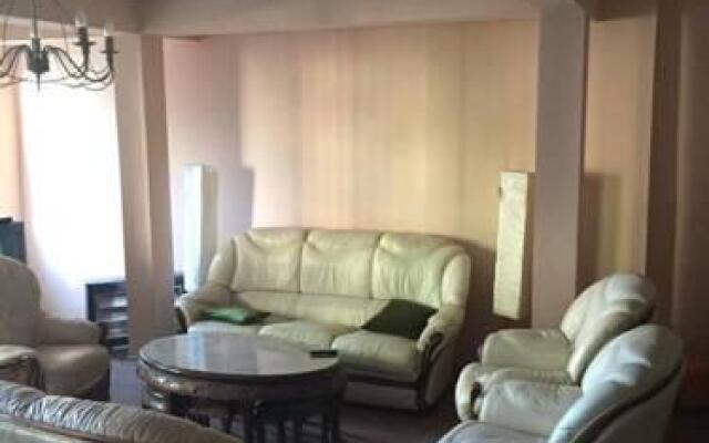 Guest House At Gigos
