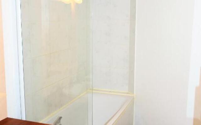 2/3 Pièces - 3 Etoiles - Piscine - Parking