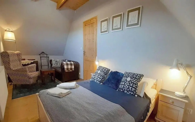 Holiday Home With Garden, Sauna, Jacuzzi