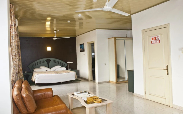 Kesdem Hotel