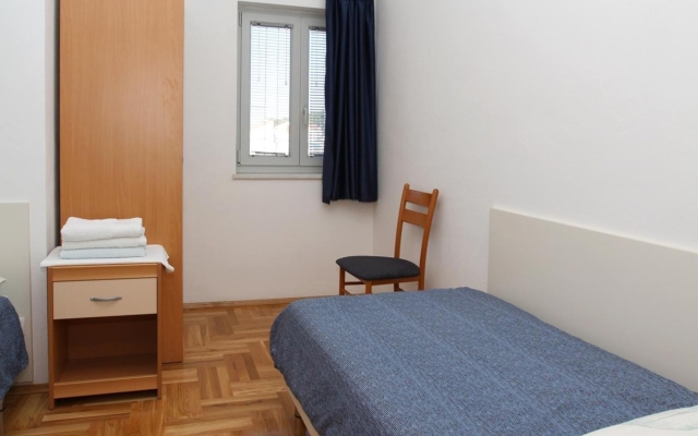 Apartment Mari - 100 m from beach: A1 Petrcane, Zadar riviera