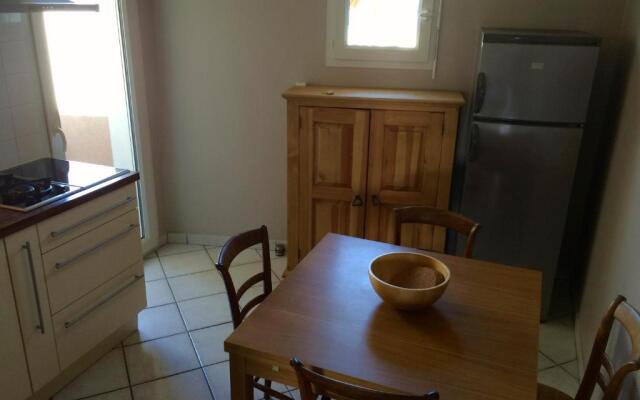 Appartement Standing 55m2 - Terrasse Sud, Parking, Wifi