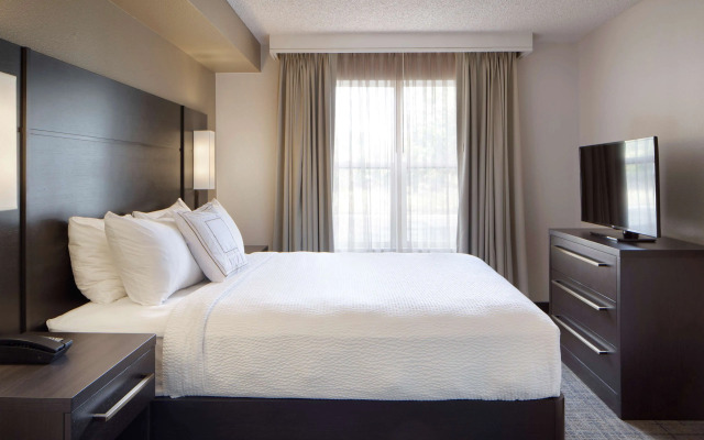 Sonesta ES Suites Fresno