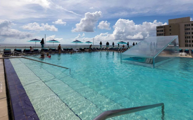 Pelicanstay in W Hotel Ft. Lauderdale
