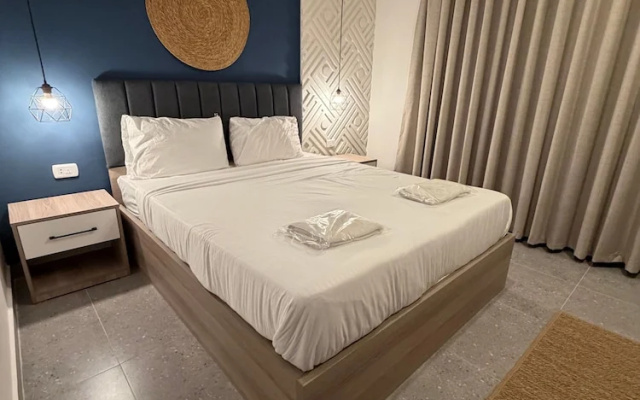 JRE Abdoun Rooftop 2bedroom Kh&sh 02