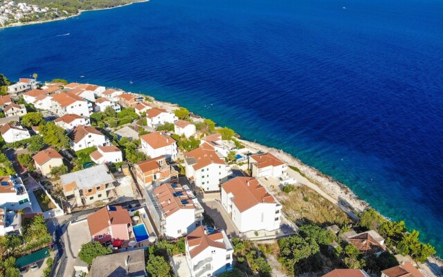 Apartments Damjan