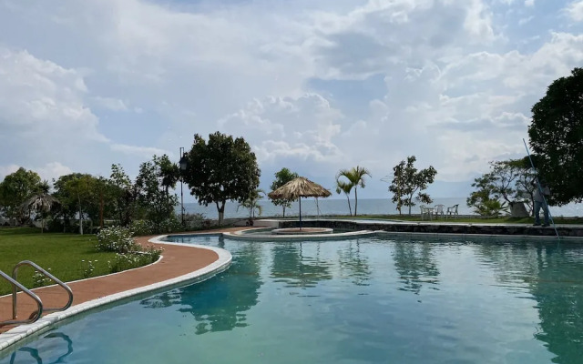 Hotel Tzanjuyu Bay