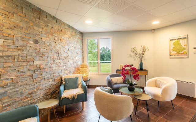 Brit Hotel Confort La Tour Blanche